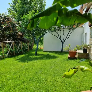 https://appartamento-villa-maria.it-romehotels.com