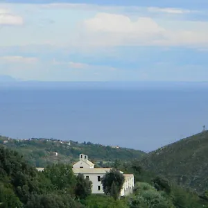 https://varazze-sea-mountain.hotelitalianriviera.com