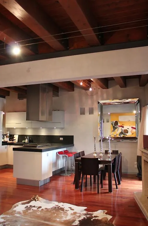 Porta Vittoria Apartment Verona