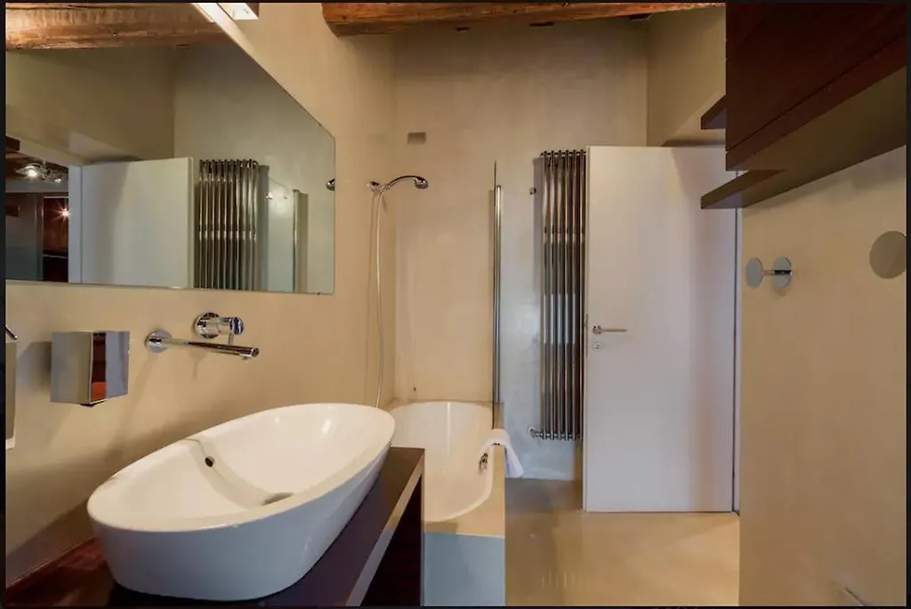Porta Vittoria Apartment Verona