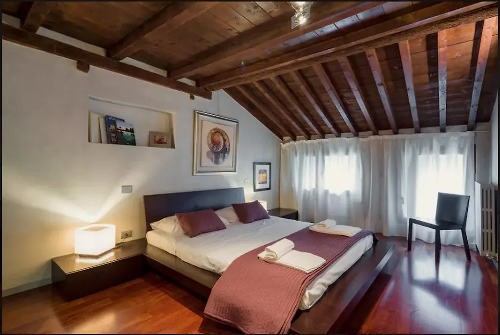 Porta Vittoria Apartment Verona